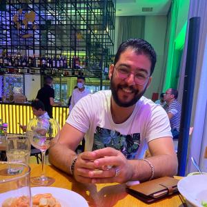 hassan9090 - date a Canadian, 100% free hassan9090