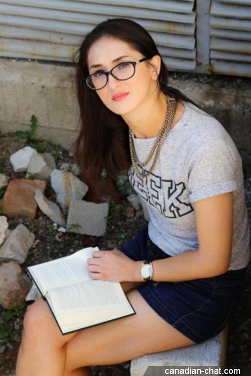 carine23 - date a Canadian, 100% free carine23