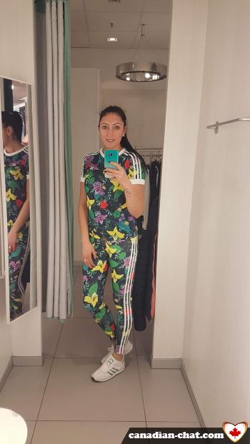 corine42 - date a Canadian, 100% free corine42